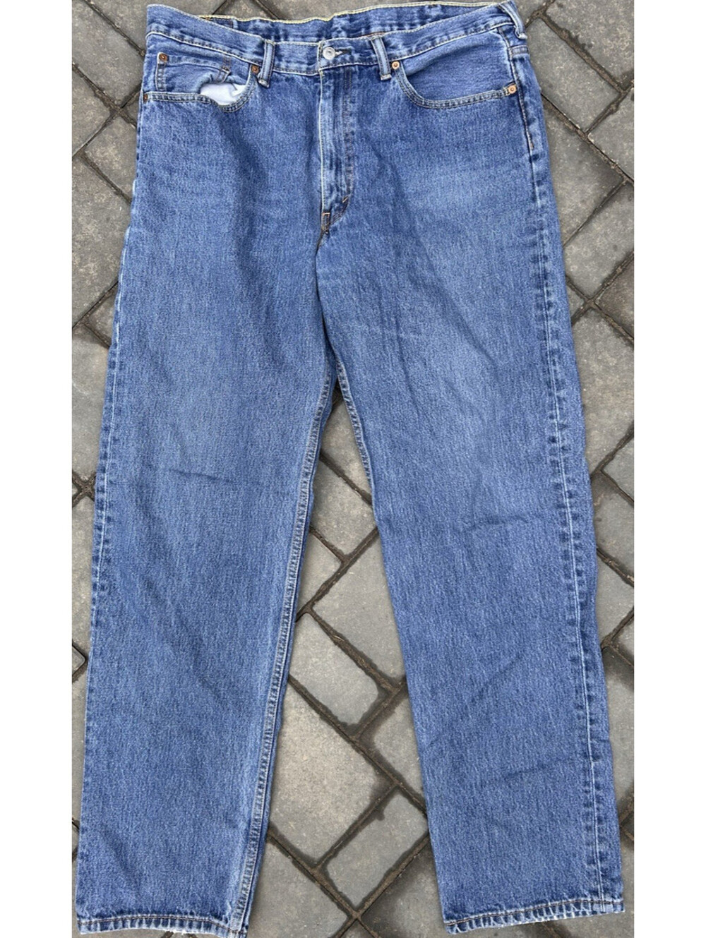 Levis 550 Denim Blue Jeans Mens Straight Leg Medium Wash Denim 38W x 36L